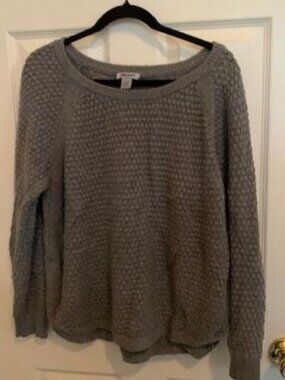 DKNY gray sweater, ribbed collar, cuffs, Size L